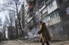 Memento války. Rusové v Mariupolu zničili téměř každý dům, ve městě jsou masové hroby