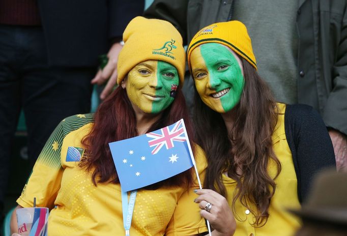 Australia fans before the match Reuters / Russell Cheyne Livepic