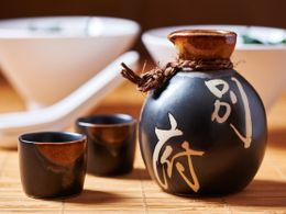 Saké: Japonský alkoholický nápoj, který byste měli znát