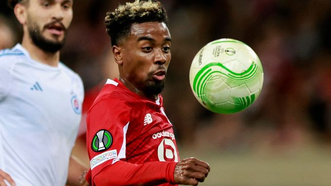 Záložník Lille Angel Gomes