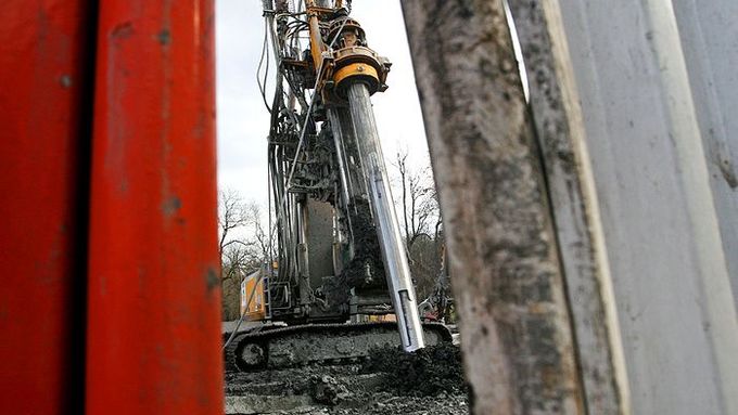 Stromovku stále tíží stavební stroje
