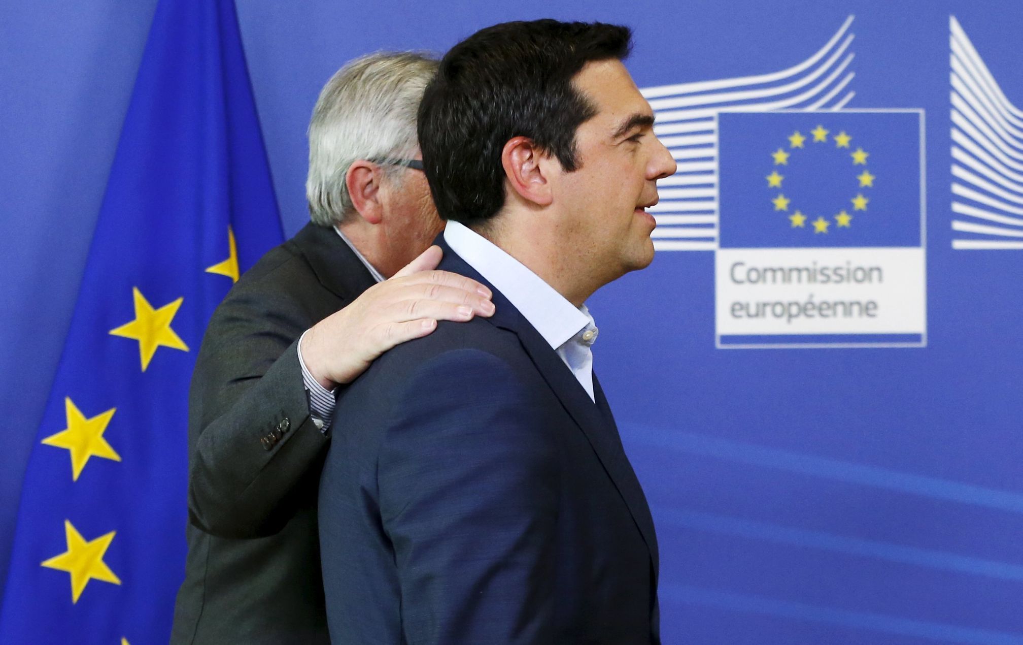 Jean-Claude Juncker a Alexis Tsipras po schůzce v Bruselu.