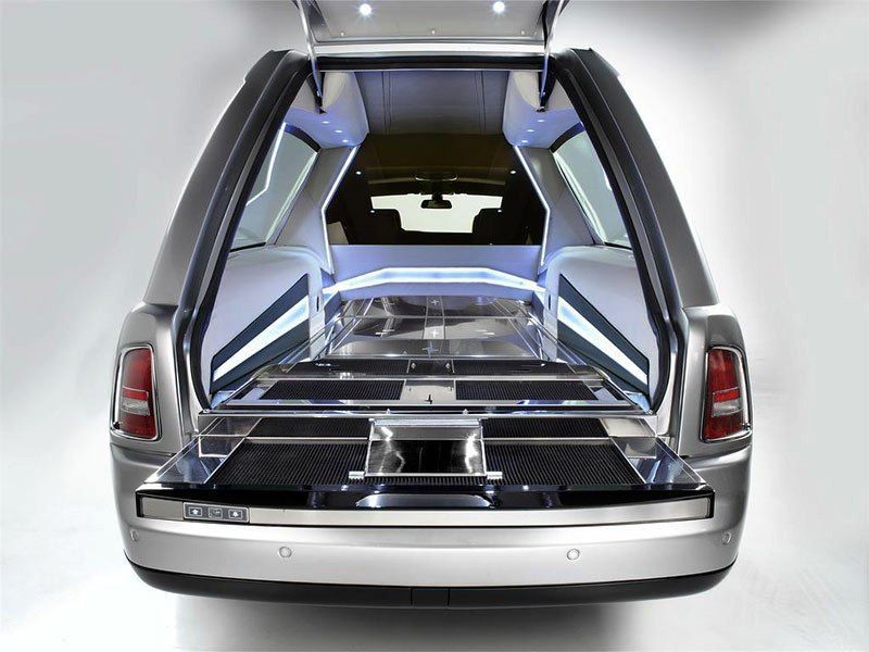 Pohřební automobily