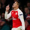LM, Arsenal-Dinamo Záhřeb: Alexis Sánchez slaví gól na 3:0