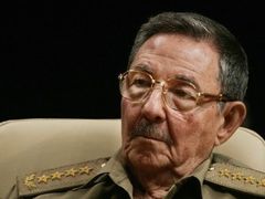 Předá Raúl Castro moc zpět svému bratrovi?