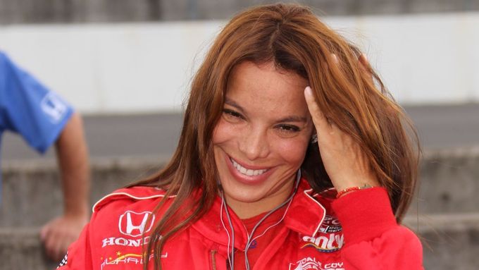 IndyCar: Danica Patricková vs. Milka Dunová
