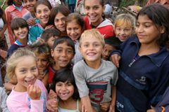 Diskriminace Romů stojí Česko ročně miliardy korun