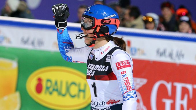 Petra Vlhová slaví triumf ve slalomu v Záhřebu