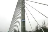 Nesložitější část stavby. Zavěšený most přes řeku Odru v Bohumíně - Svibicích.