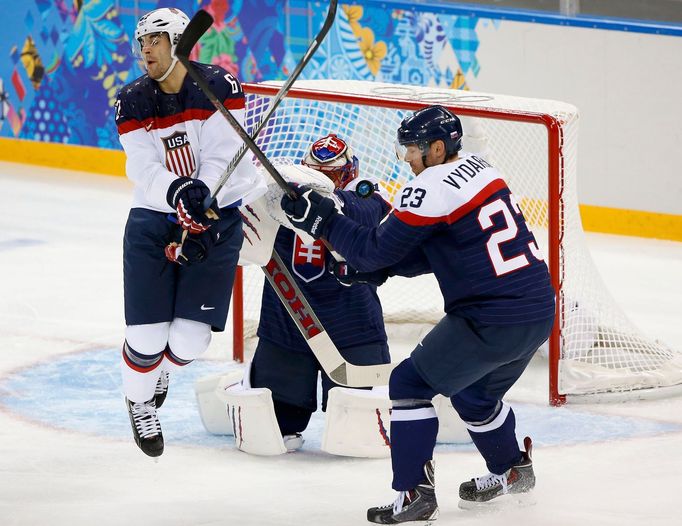 USA - Slovensko: Max Pacioretty  - Jaroslav Halák, René Vydarený