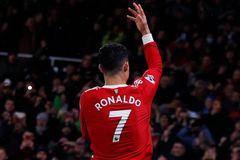 Ronaldo stíhá legendárního Čecha. K Bicanovu rekordu mu chybí už jen dvacet gólů
