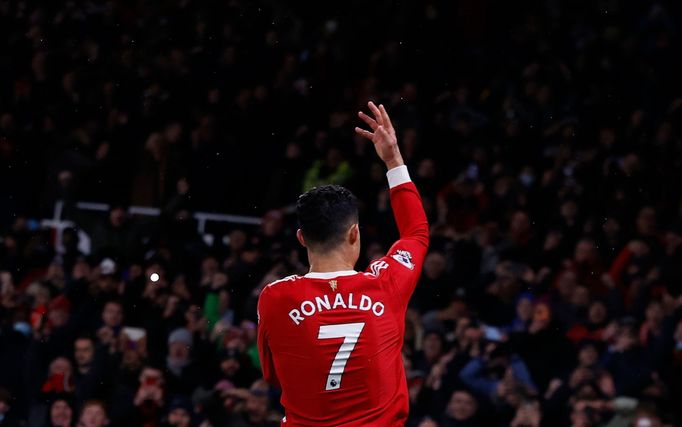 Soccer Football - Premier League - Manchester United v Arsenal - Old Trafford, Manchester, Britain - December 2, 2021 Manchester United's Cristiano Ronaldo celebrates sco