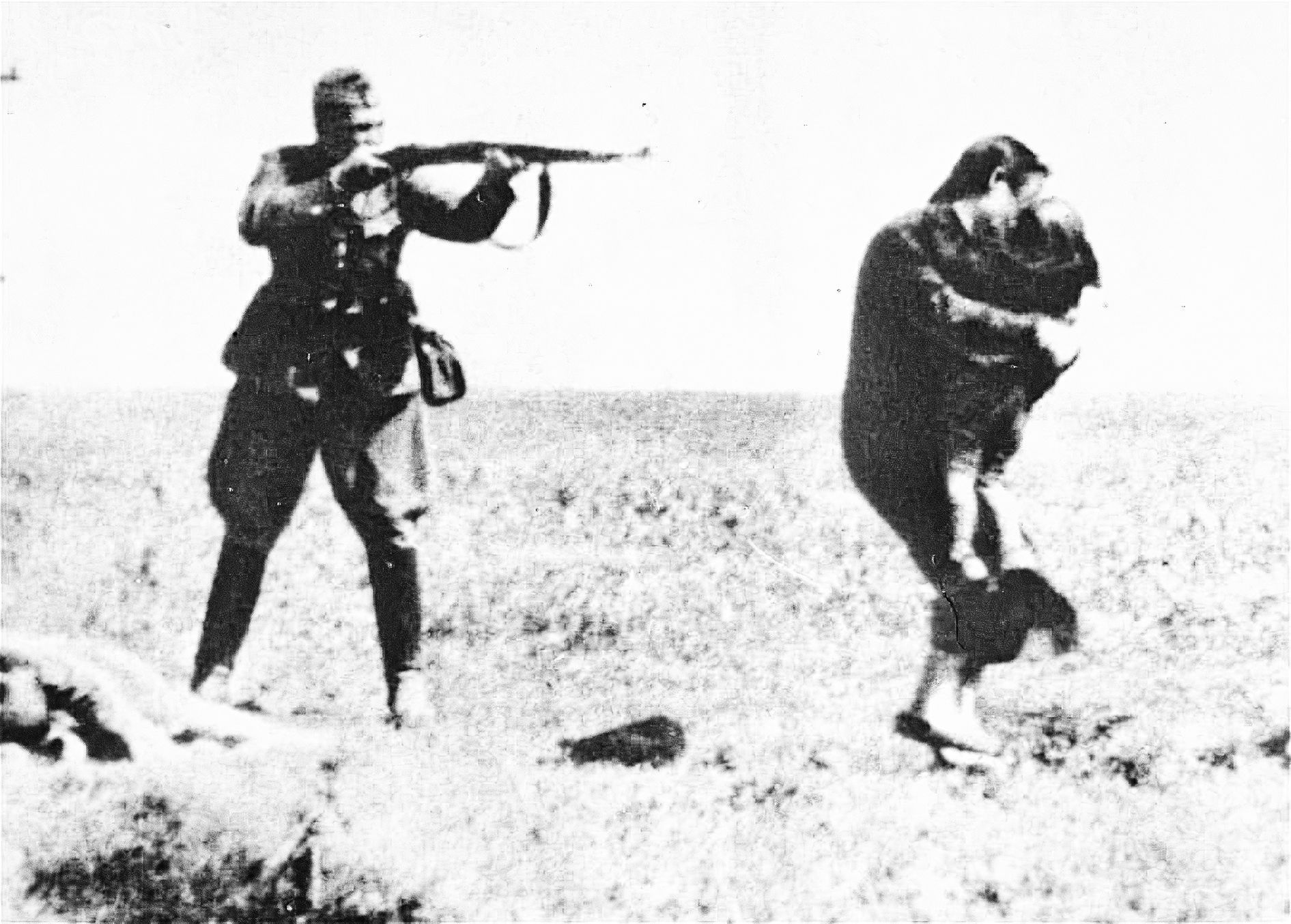Jednorázové užití / Fotogalerie / 75 let od sebevraždy HH / YAD