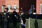 Británie snížila stupeň rizika teroristického útoku z kritického na závažný
