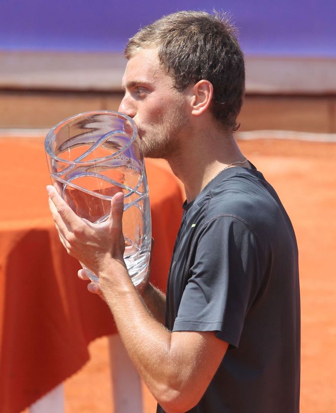 Tenis, Prague Open 2013, finále: Oleksandr Nedovjesov (vítěz)