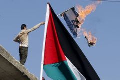 Napětí mezi Izraelem a Palestinou se stupňuje. Při útocích na Izraelce zemřeli dva Palestinci