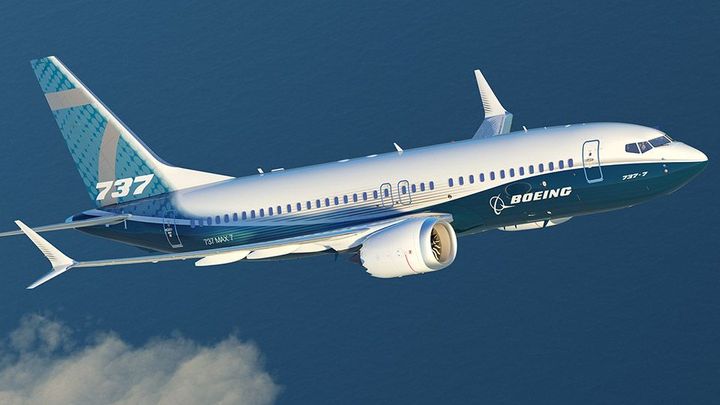 První aerolinky ruší Boeingu obří kontrakt. Konec problémového stroje by otřásl USA