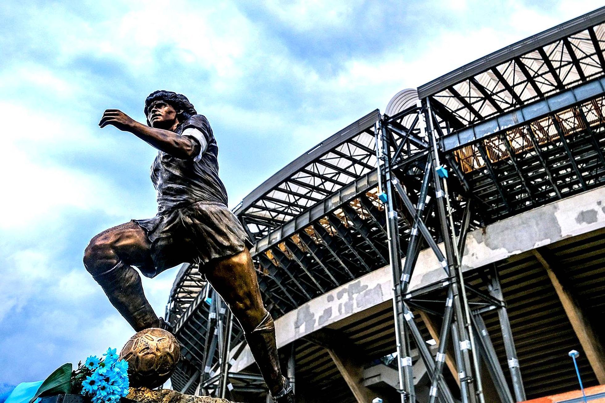 Diego Maradona, Neapol, fotbal, výročí, narozeniny