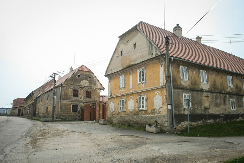 Dobrovíz
