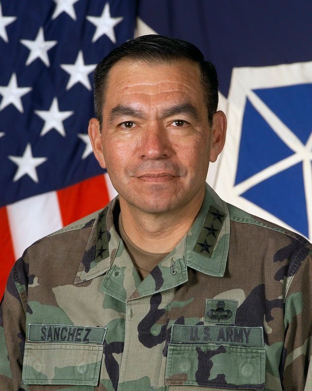 Ricardo Sánchez, bývalý velitel v Iráku