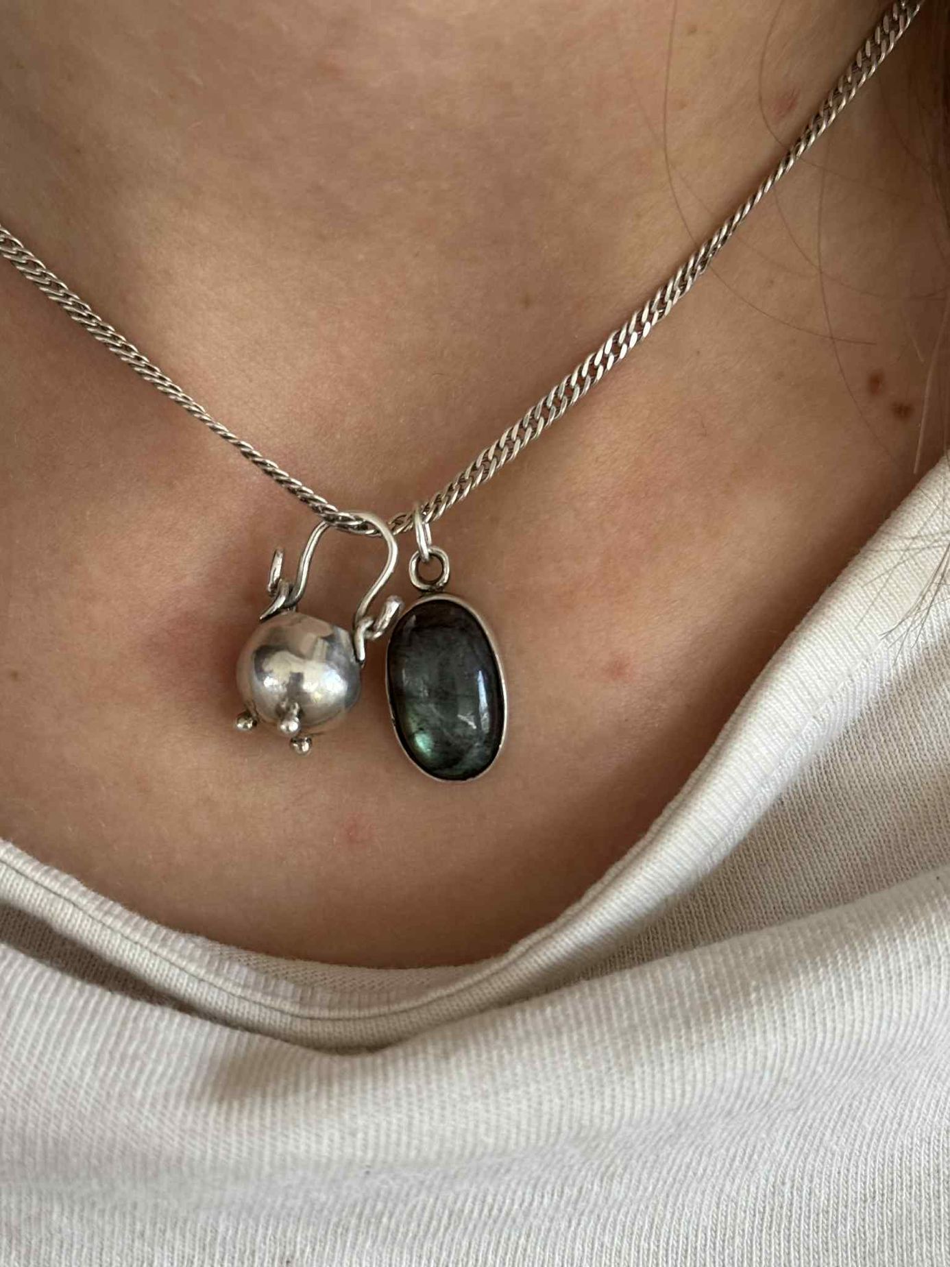 šperky, Houtová, šperkařka