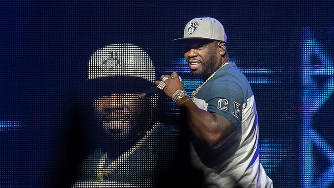 50 Cent na letošním červnovém koncertu v Berlíně.