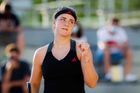 Muchová se Siniakovou jsou ve druhém kole French Open, tři hvězdy končí