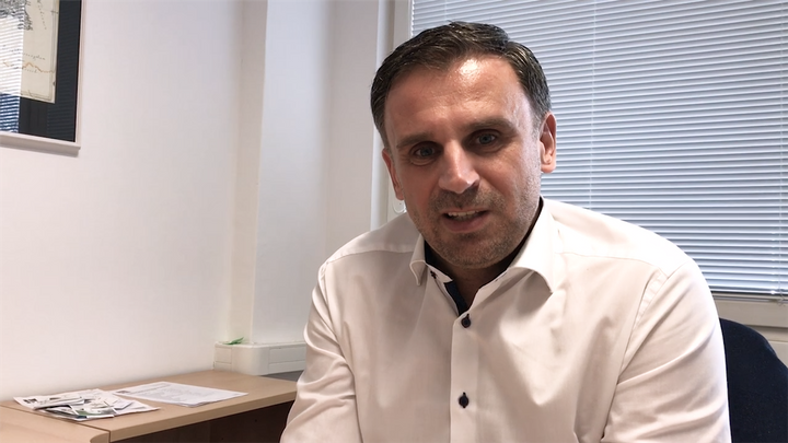 Zimola zvažuje odchod z ČSSD. Chtěli jsme pomoct, ale straníci se bojí o posty, tvrdí