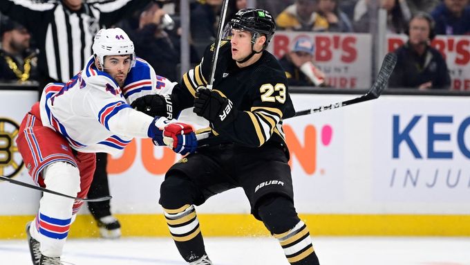 Fabian Lysell v loňském přípravném zápase za Boston Bruins