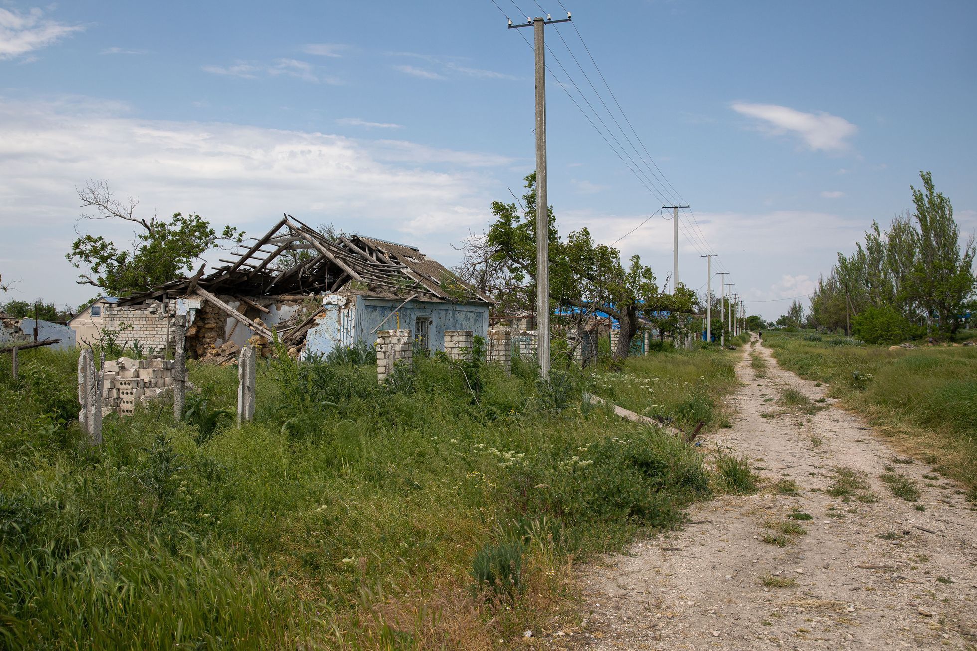 Cherson a Posad-Pokrovske, ruiny, nemocnice, Ukrajina