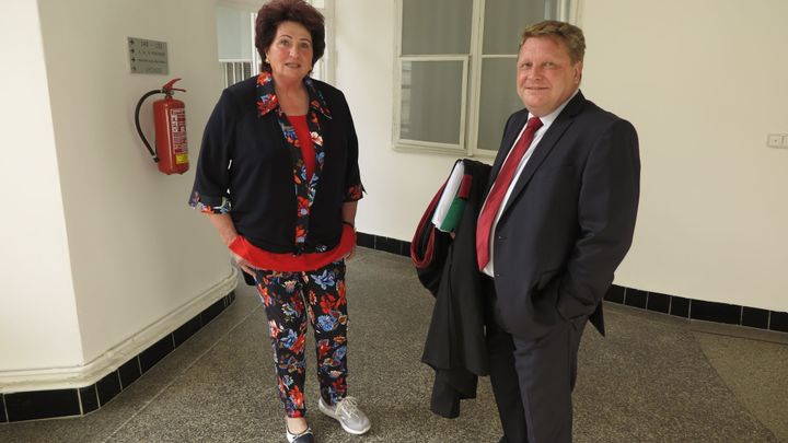 Dala mi kocourka, je vzorná matka, hájila Nečasovou před soudem Fibingerová