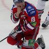 KHL, 6. finále, Lev-Magnitogorsk: zraněný Patrik Zackrisson