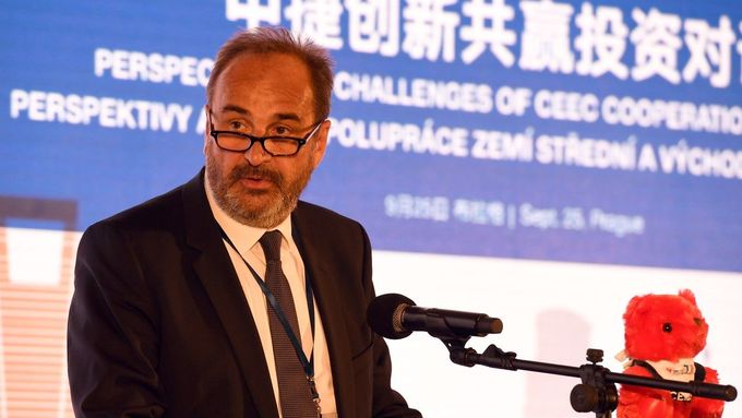 Tehdejší šéf Institutu Nové hedvábné stezky Jan Kohout v září 2018 na konferenci o spolupráci zemí střední a východní Evropy s Čínou.