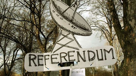 Demonstranti v Jincích žádali referendum o radaru