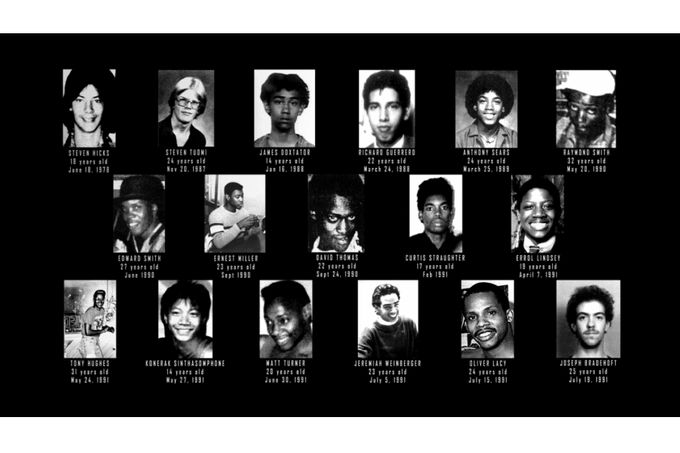 Koláž 17 obětí sériového vraha Jeffreyho Dahmera, zavražděných v letech 1978 až 1991 ve státech Ohio a Wisconsin ve Spojených státech.