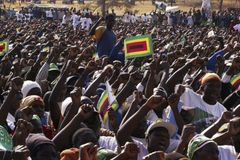 Hlasy sečteny. Zimbabwe očekává diktátorův teror