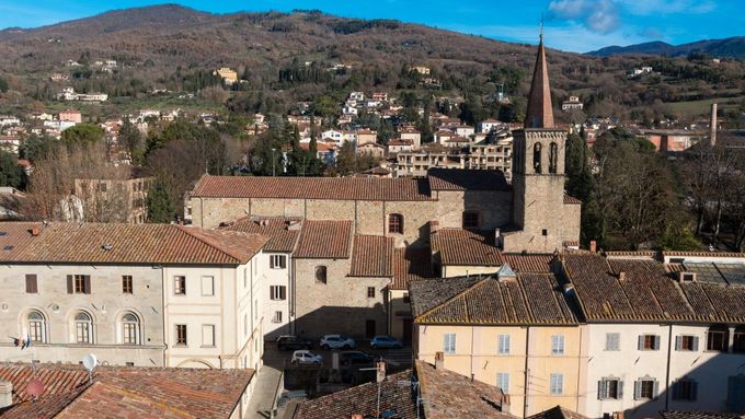 Klášter ze 17. století ve vesnici Sansepolcro, zhruba sto kilometrů od Florencie, byl dlouhá léta opuštěn.