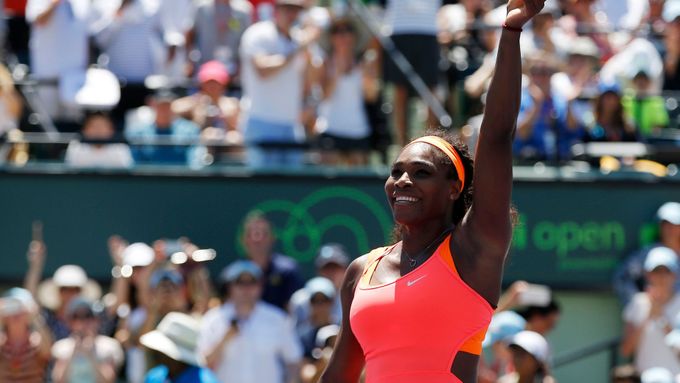 Serena Williamsová opanovala turnaj v Miami už poosmé.