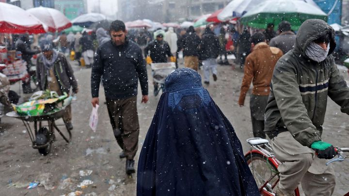 Afghánce čeká těžká zima, víc než polovinu obyvatel sužuje hlad; Zdroj foto: Reuters
