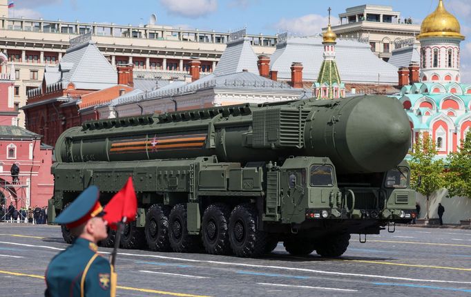 Ruská mezikontinentální balistická raketa Jars.