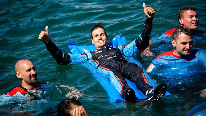 Daniel Sordo slaví vítězství v Italské rallye 2019.
