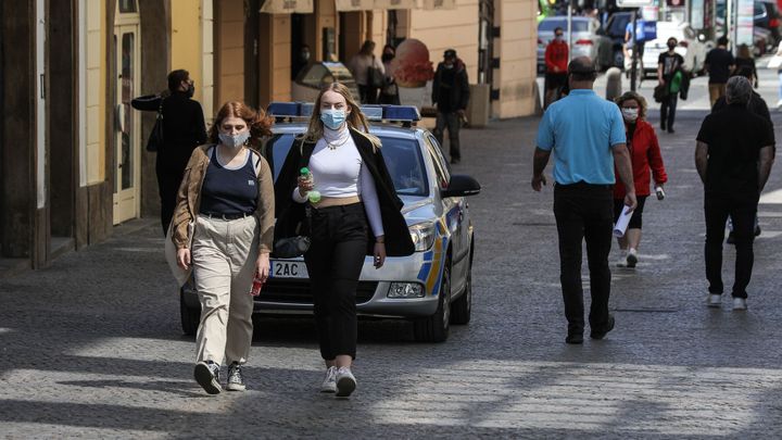 Reprodukční číslo nad jedna může znamenat i návrat zrušených opatření, tvrdí Prymula