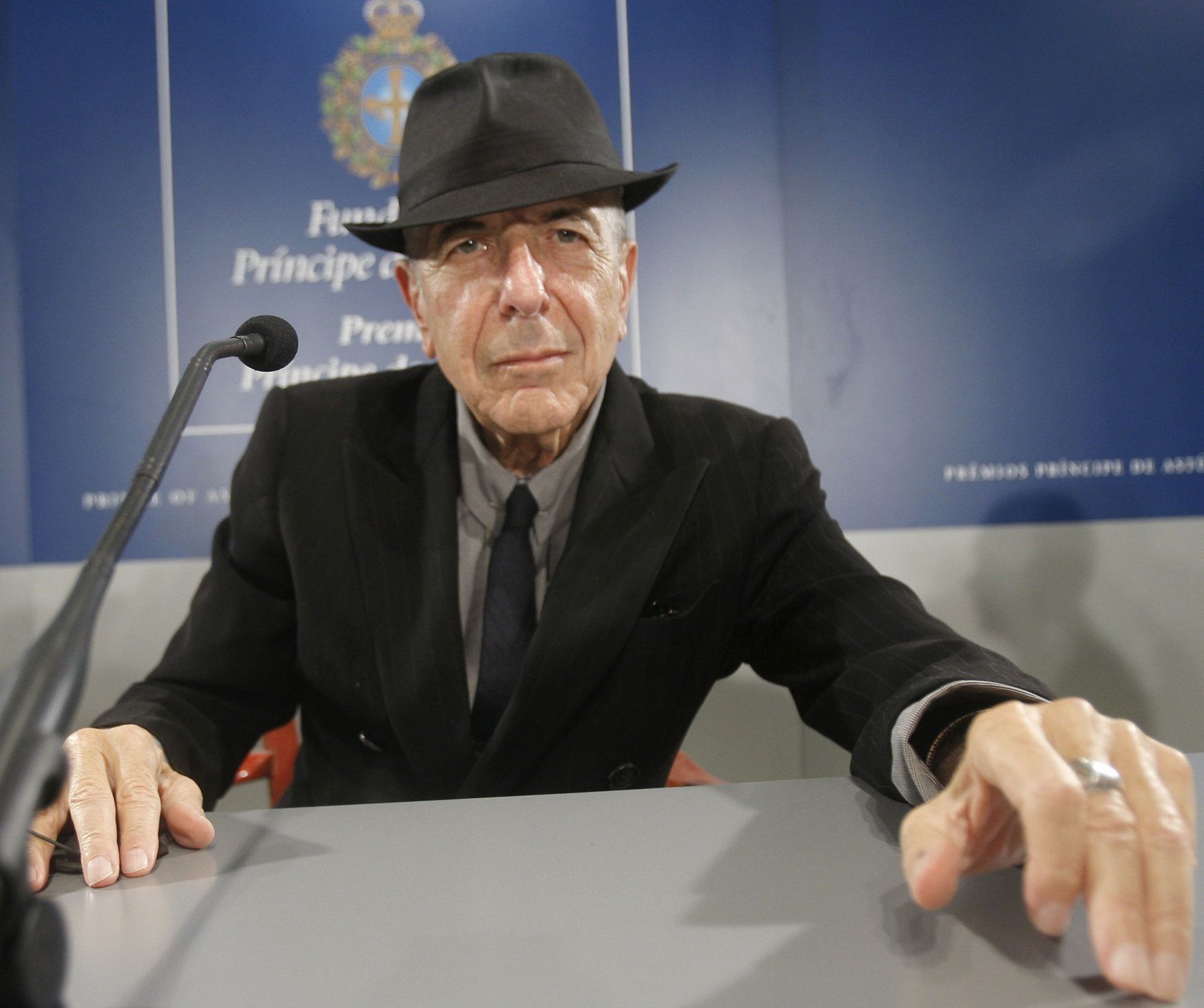 Leonard Cohen, 2011