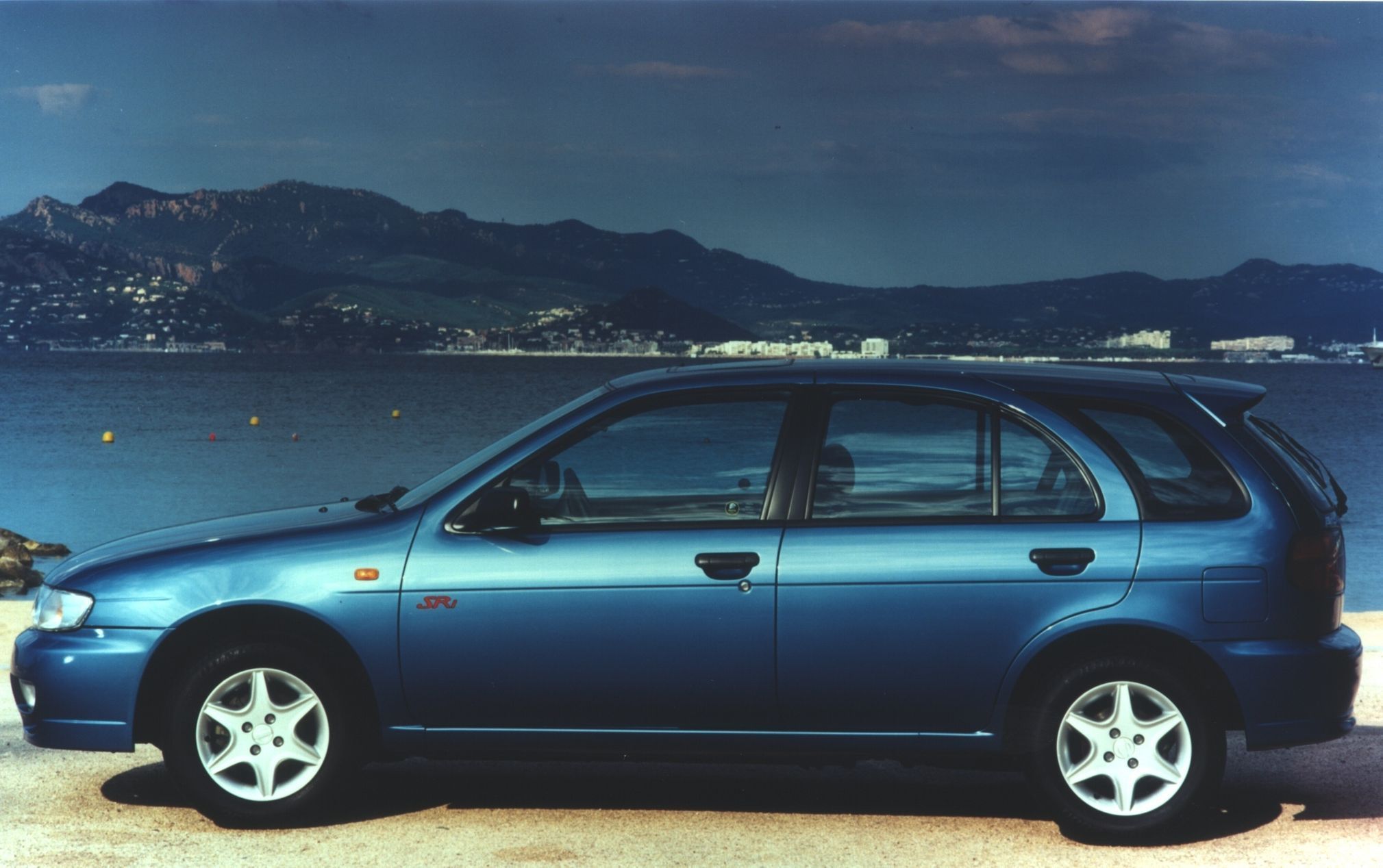 Nissan Almera