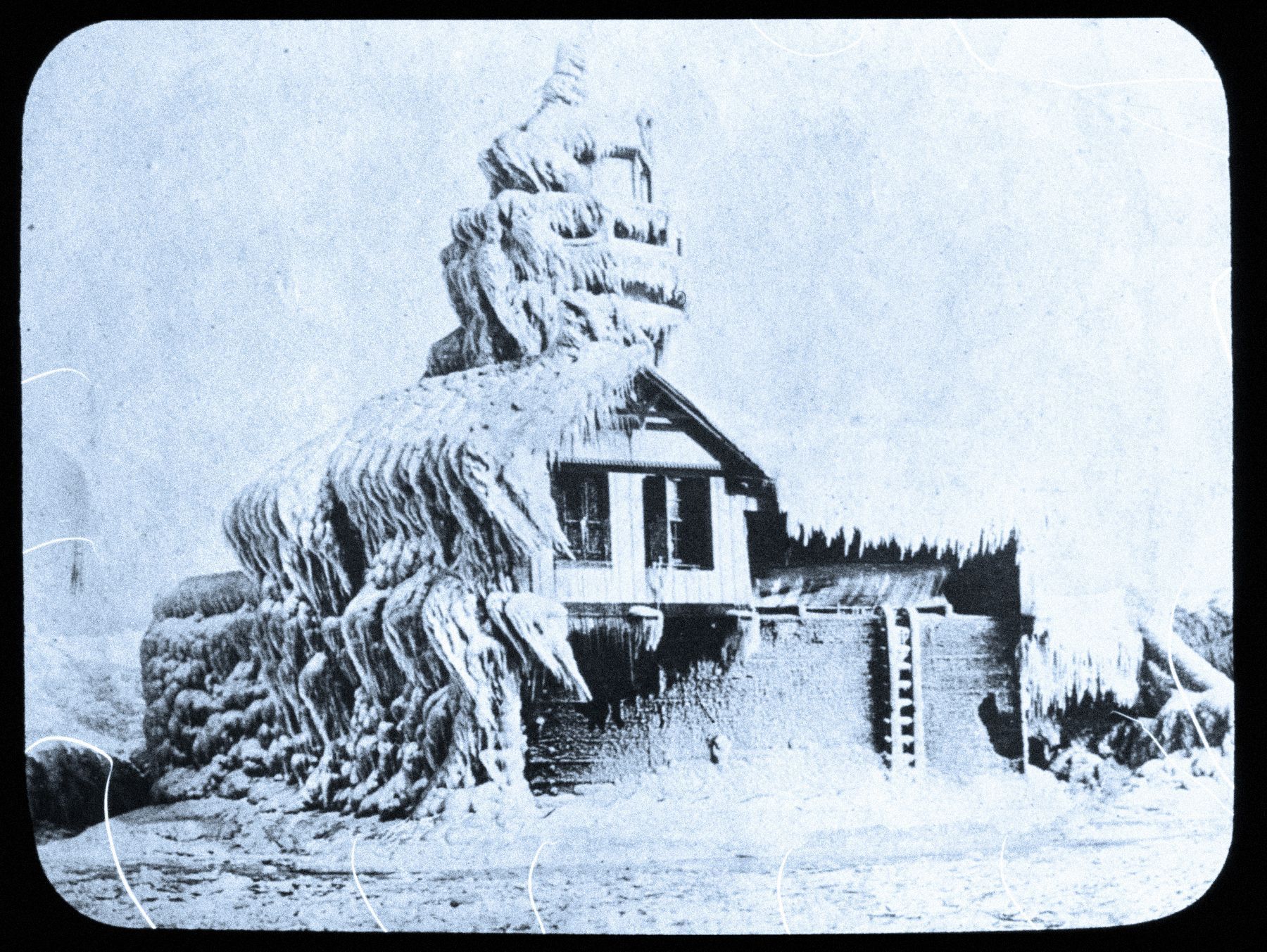 Jednorázové užití / Fotogalerie / Obrazem: Ozvěny monstrózních zim minulosti