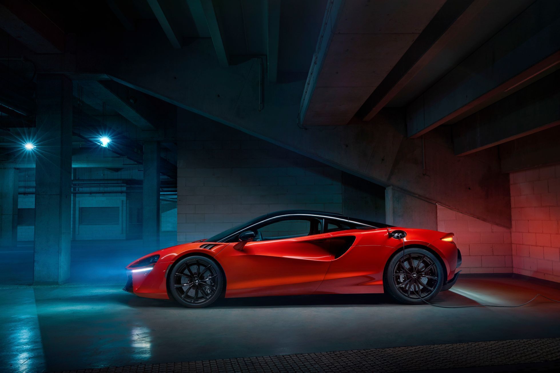 McLaren Artura nový supersport plug-in hybrid