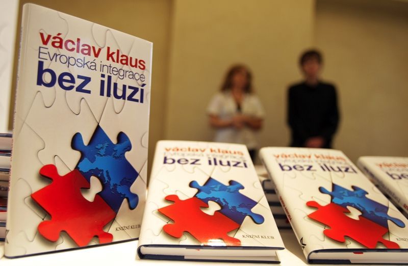 Václav Klaus křtí knihu Evropská integrace bez iluzí