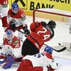 Dylan Cozens dává gól na 1:1 v semifinále MS 2022 Česko - Kanada