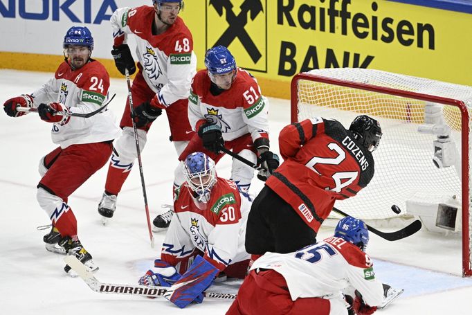 Dylan Cozens dává gól na 1:1 v semifinále MS 2022 Česko - Kanada