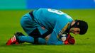 Football - Bayern Munich v Arsenal - UEFA Champions League Group Stage - Group F - Allianz Arena, Munich, Germany - 4/11/15 Arsenal's Petr Cech Reuters / Michael Dalder L